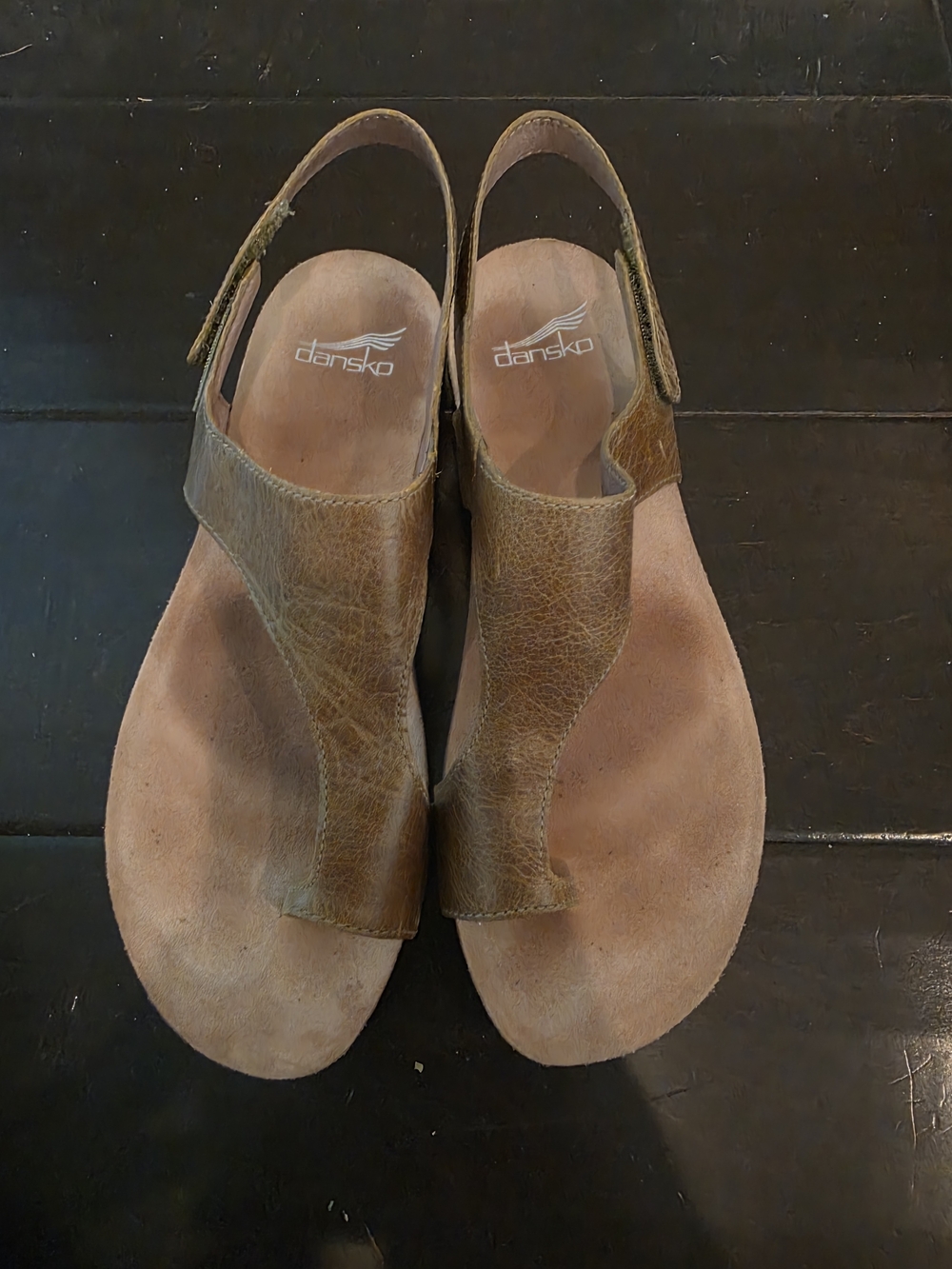 Dansko Olive Green Leather Toe-Post Slingback Sandals